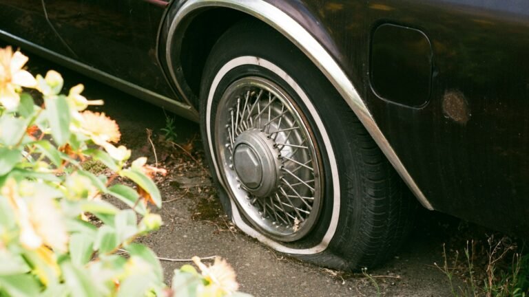 Pneu de voiture à plat